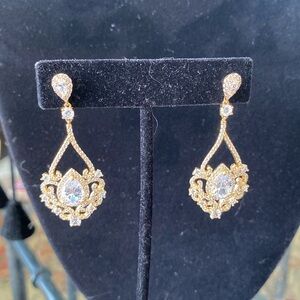 Truly a beautiful Pierced Earring